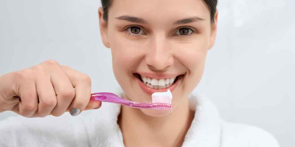 Gum Care 101: Tips for Strong and Healthy Gums