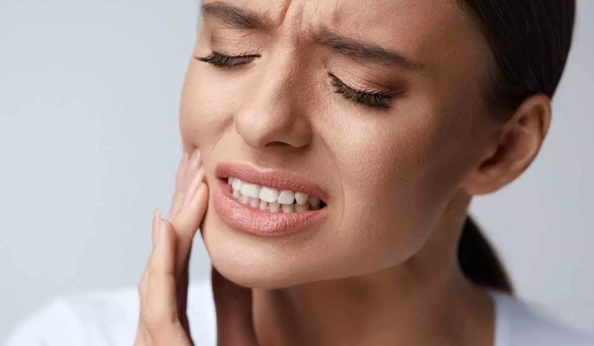 Teeth Grinding (Bruxizm) And What To Do About It?