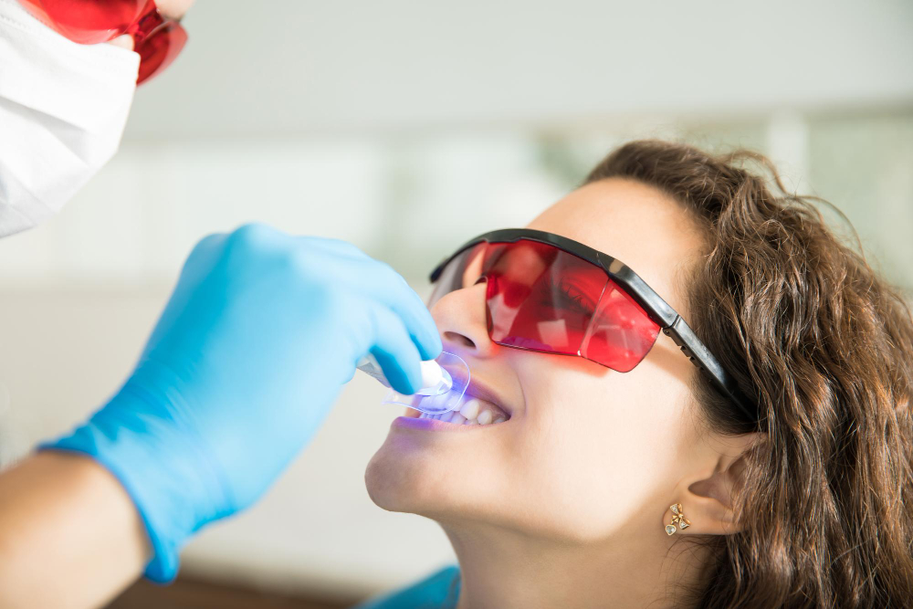 Teeth Whitening Methods: A Brighter Smile Awaits