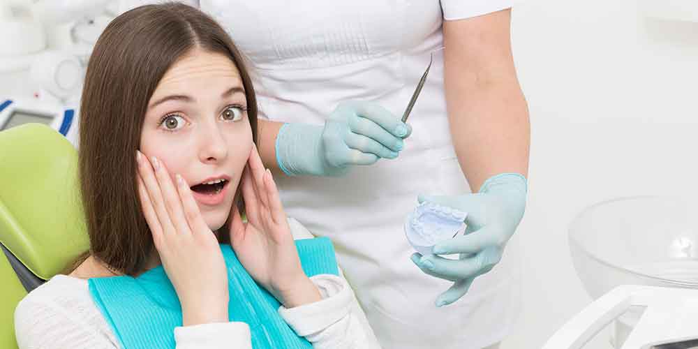 The Key to Oral Health: Exploring Effective Teeth Hygiene Practices