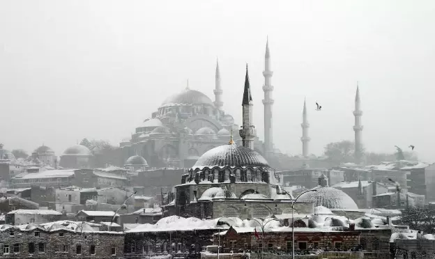 Самые красивые места для посещения в Стамбуле зимой